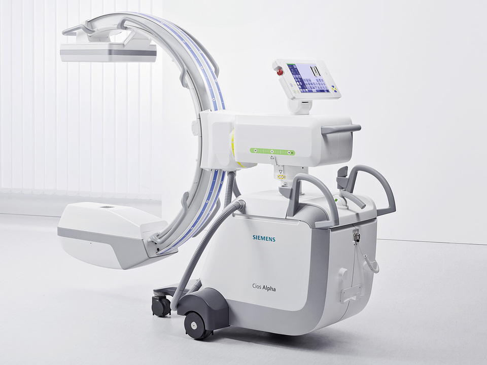 C дуга. Siemens Arcadis Orbic 3d с-дуга. C-дугой Siemens cios Alpha. С дуга Siemens Arcadis. С дуга cios Alpha.